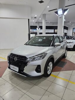Nissan Kicks Active full