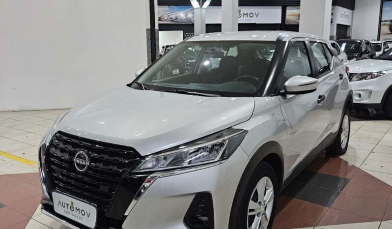 Nissan Kicks Active full