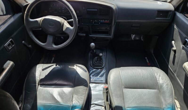 Toyota Hilux 3.0 4×4 full
