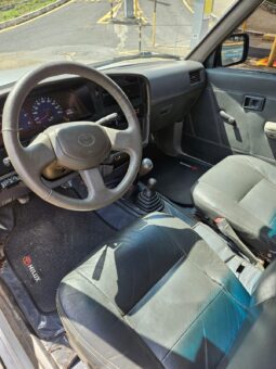 Toyota Hilux 3.0 4×4 full