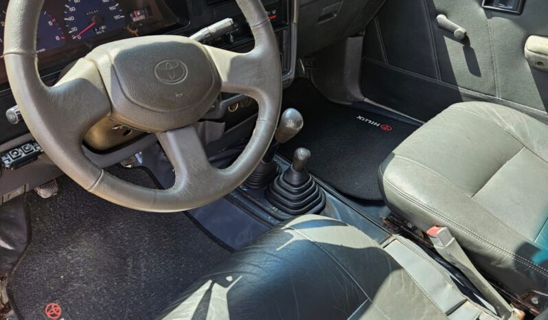 Toyota Hilux 3.0 4×4 full