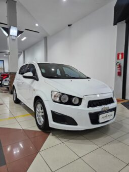 GM Sonic Hatch LT Automatico full
