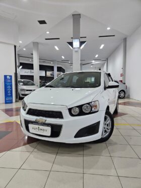 GM Sonic Hatch LT Automatico