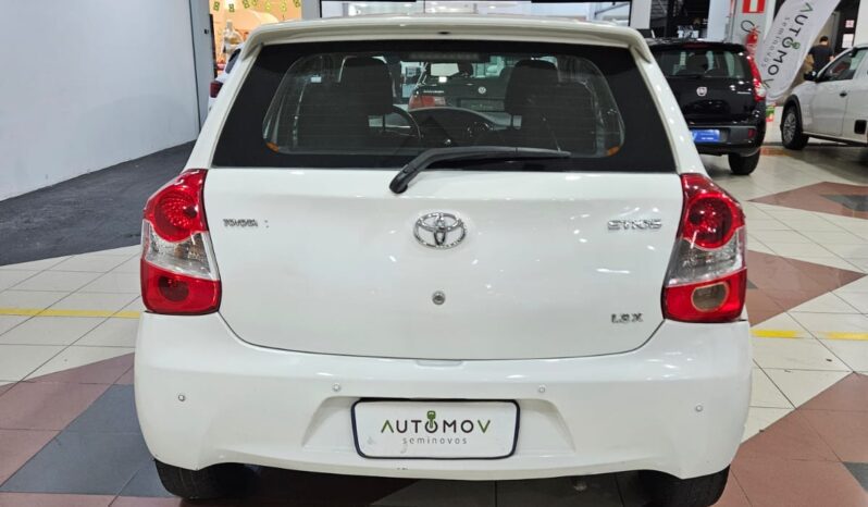 Toyota Etios 1.3 full