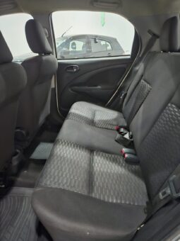 Toyota Etios 1.3 full