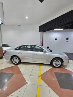 Hyundai Azera V6 full