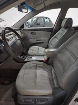 Hyundai Azera V6 full