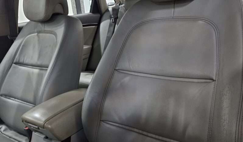 Hyundai Azera V6 full