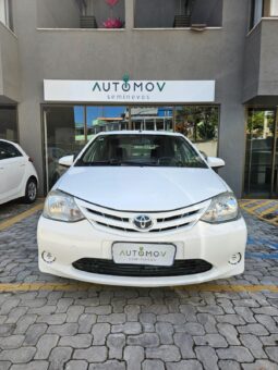 Toyota Etios 1.3 full