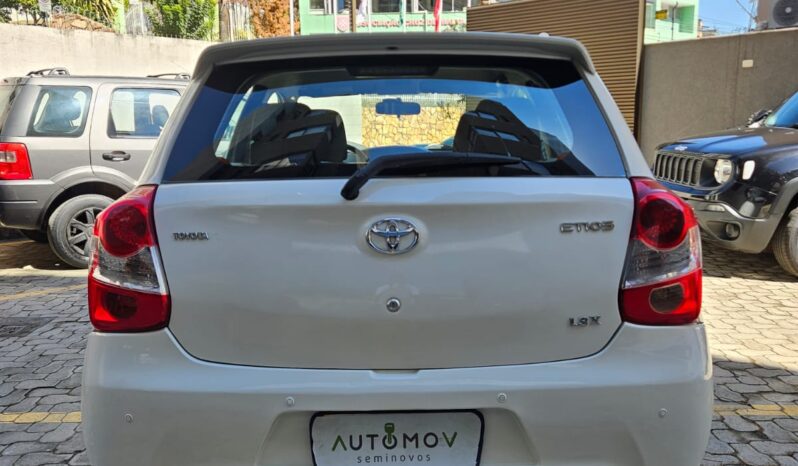 Toyota Etios 1.3 full