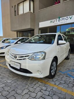 Toyota Etios 1.3 full