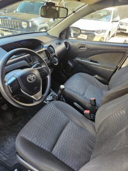 Toyota Etios 1.3 full