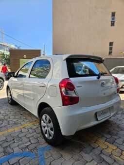 Toyota Etios 1.3 full