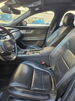 Jaguar XF Sport 25T full