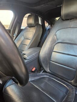 Jaguar XF Sport 25T full